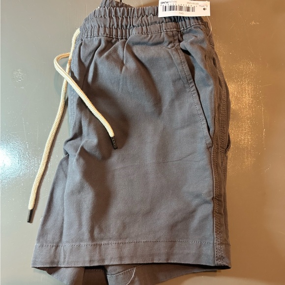 Shorts - Picture 5 of 5